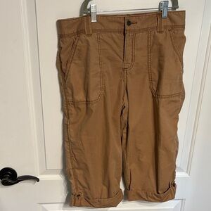 Carhartt Brown Relaxed Fit Capri Pants.